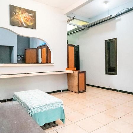Jotel Guest House Mitra Reddoorz Pulauberayan Eksteriør bilde