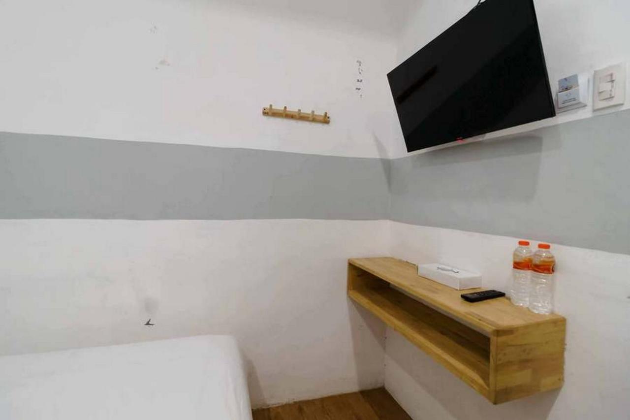 Jotel Guest House Mitra Reddoorz Pulauberayan Eksteriør bilde