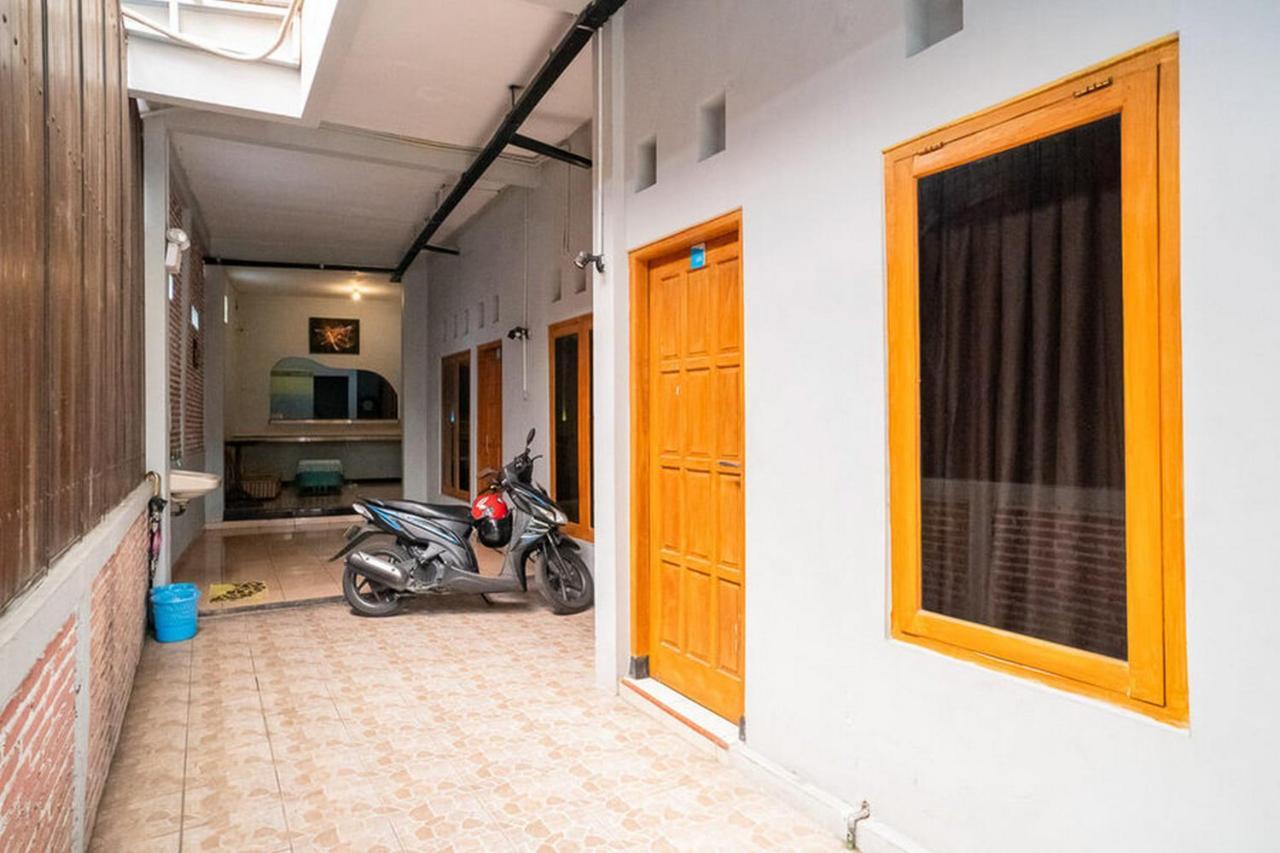 Jotel Guest House Mitra Reddoorz Pulauberayan Eksteriør bilde