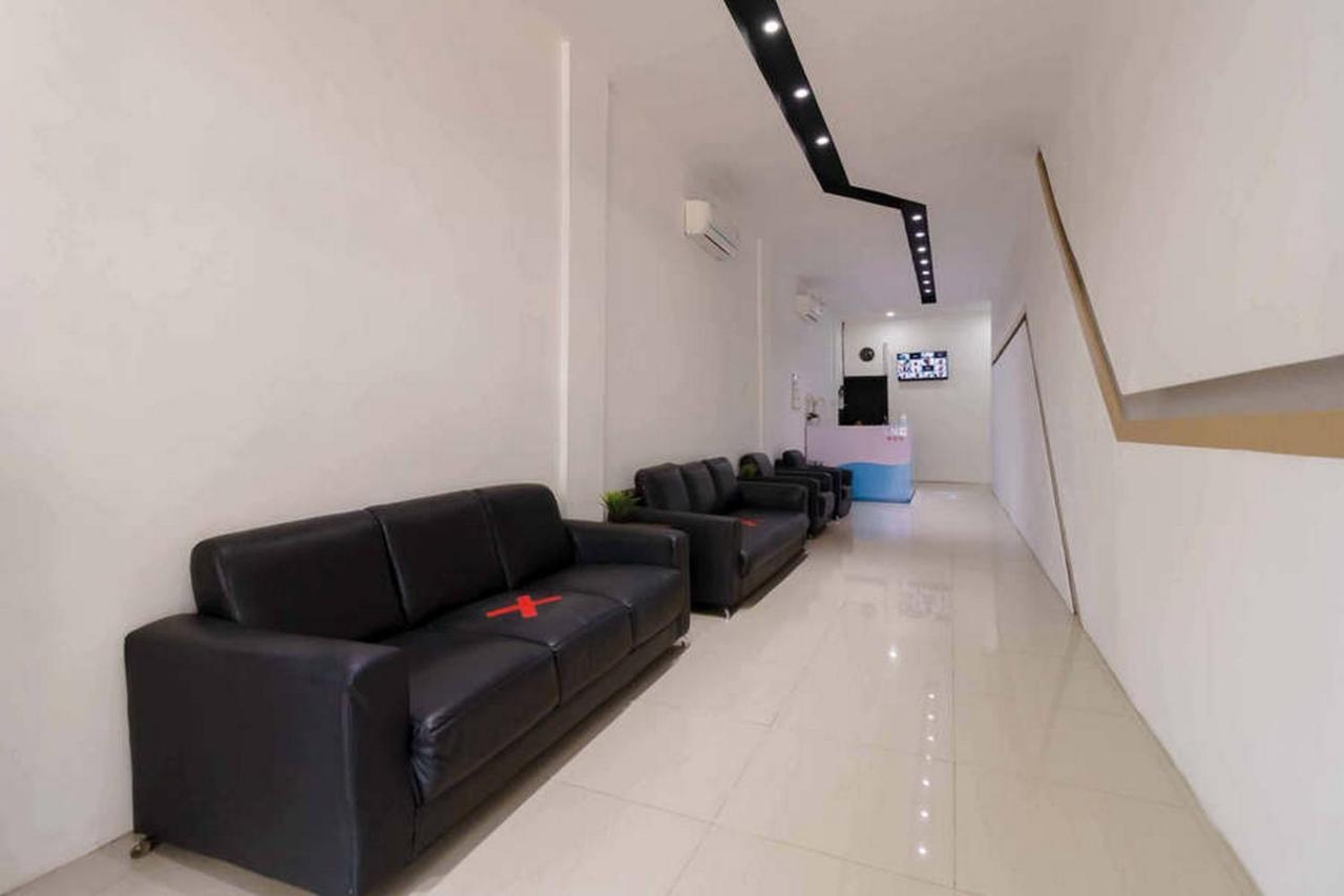 Jotel Guest House Mitra Reddoorz Pulauberayan Eksteriør bilde